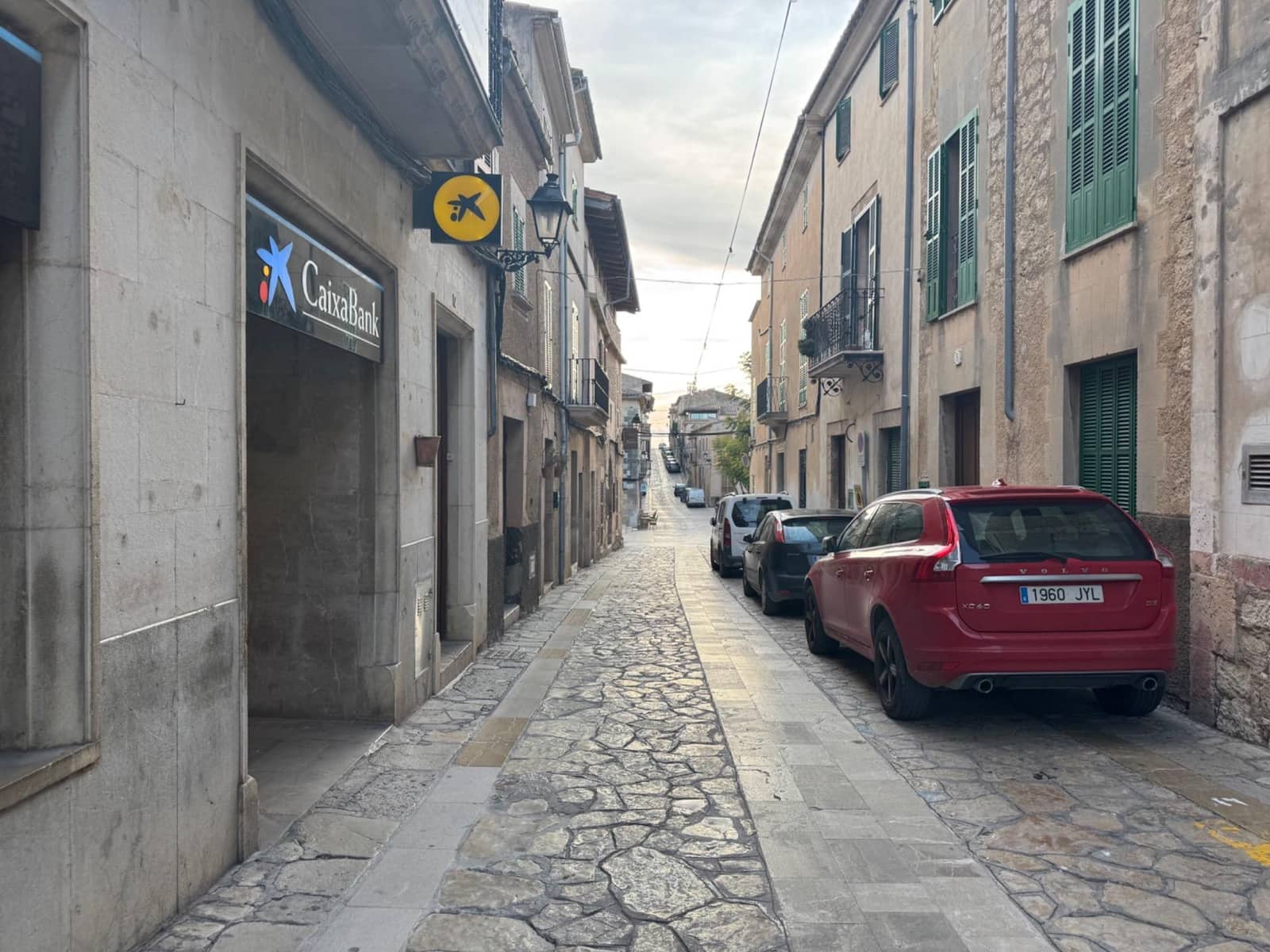 Kommersiell att hyra i Montuiri - 1 000 € (Ref: 9530845)