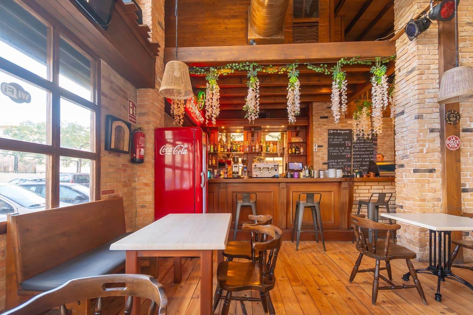 2 bedroom Business for rent in Palma de Mallorca - € 1,900 (Ref: 9591561)