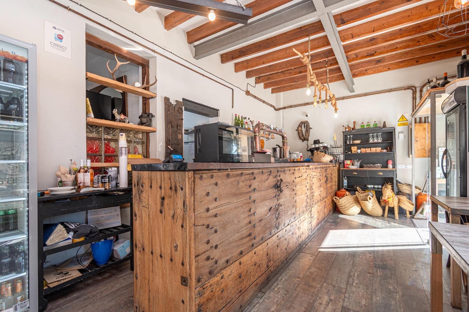 Negocio de 2 habitaciones en Andratx en alquiler - 2.350 € (Ref: 9637795)