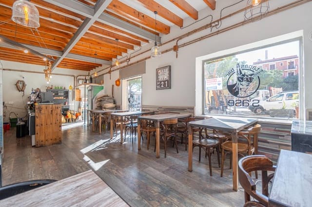 Negocio de 2 habitaciones en Andratx en alquiler - 2.350 € (Ref: 9637795)