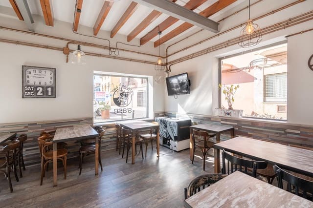 Negocio de 2 habitaciones en Andratx en alquiler - 2.350 € (Ref: 9637795)