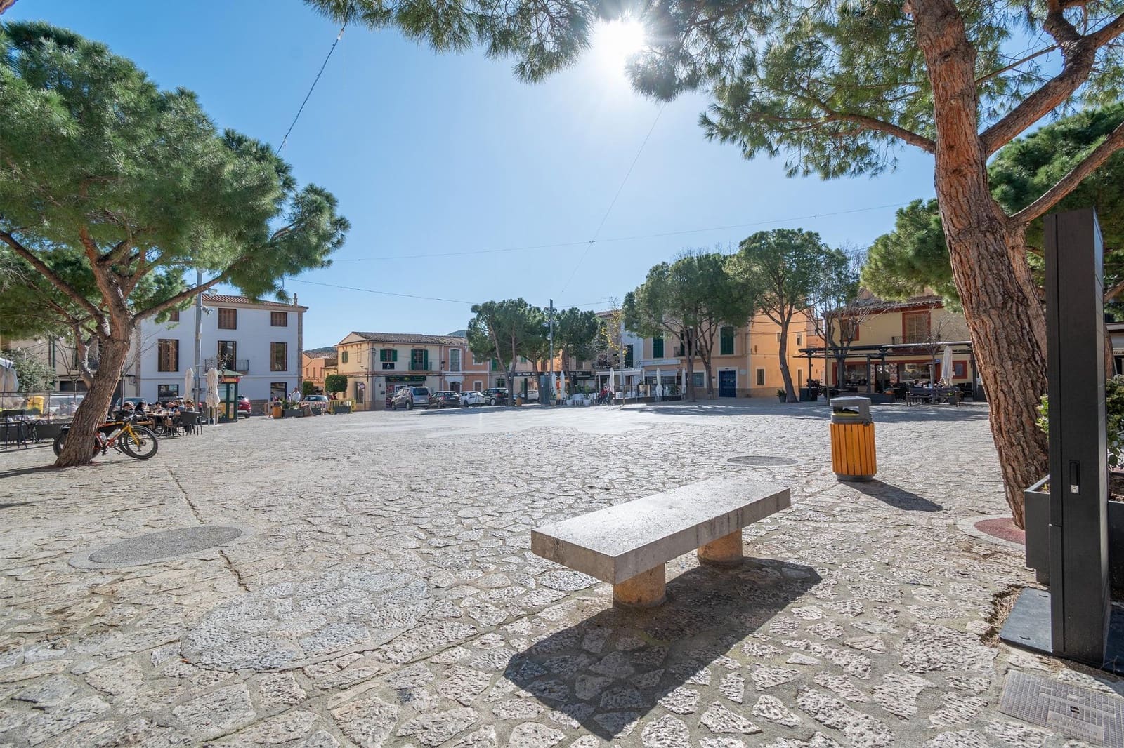 Negocio de 2 habitaciones en Andratx en alquiler - 2.350 € (Ref: 9637795)