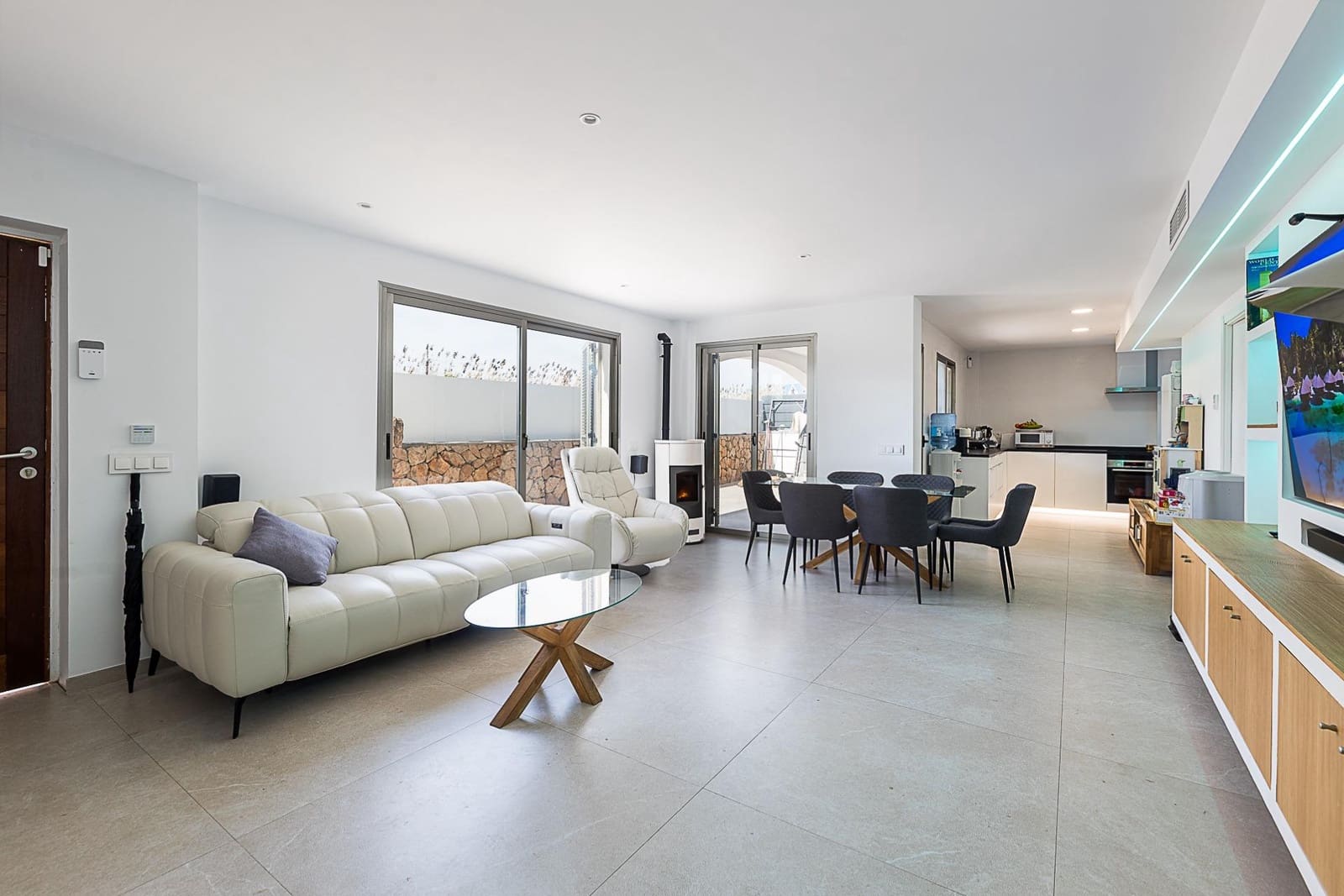 2 soveværelse Strandlejlighed til salg i Palma de Mallorca med swimmingpool - € 849.000 (Ref: 9691140)