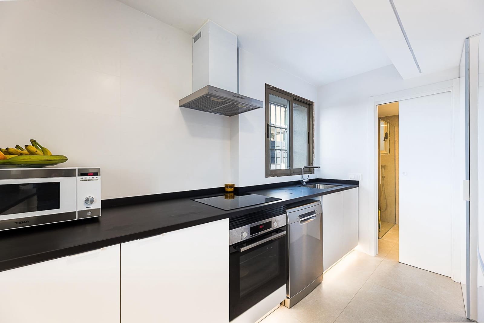 2 soveværelse Strandlejlighed til salg i Palma de Mallorca med swimmingpool - € 849.000 (Ref: 9691140)