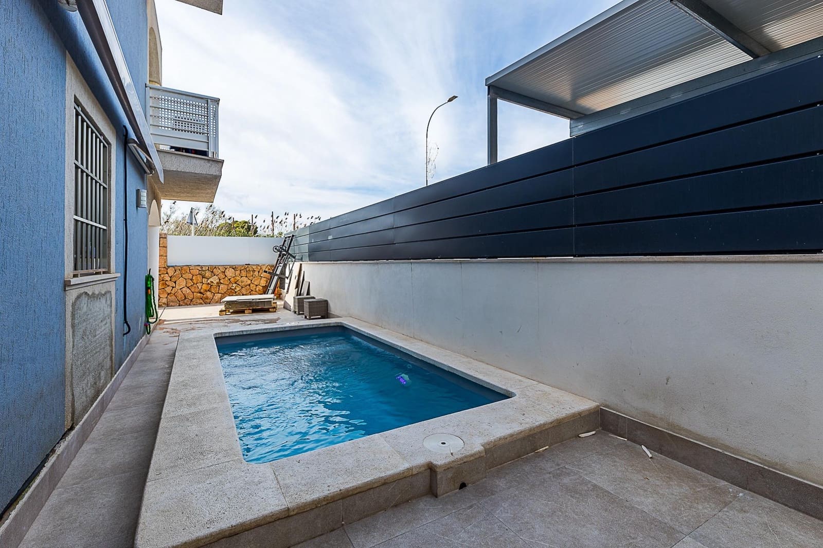 2 soveværelse Strandlejlighed til salg i Palma de Mallorca med swimmingpool - € 849.000 (Ref: 9691140)