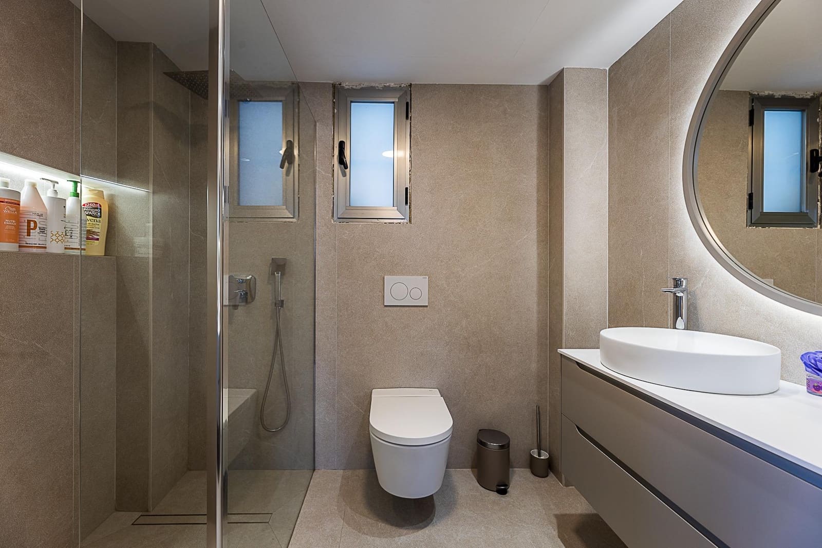 2 soveværelse Strandlejlighed til salg i Palma de Mallorca med swimmingpool - € 849.000 (Ref: 9691140)