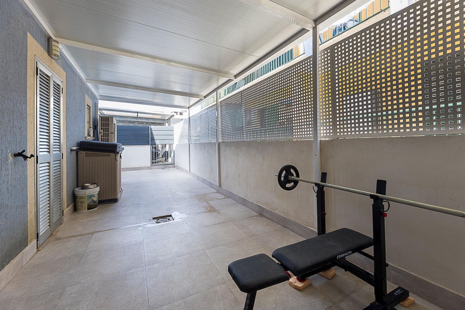 2 soveværelse Strandlejlighed til salg i Palma de Mallorca med swimmingpool - € 849.000 (Ref: 9691140)