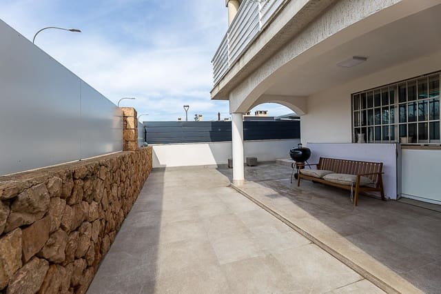 2 soveværelse Strandlejlighed til salg i Palma de Mallorca med swimmingpool - € 849.000 (Ref: 9691140)