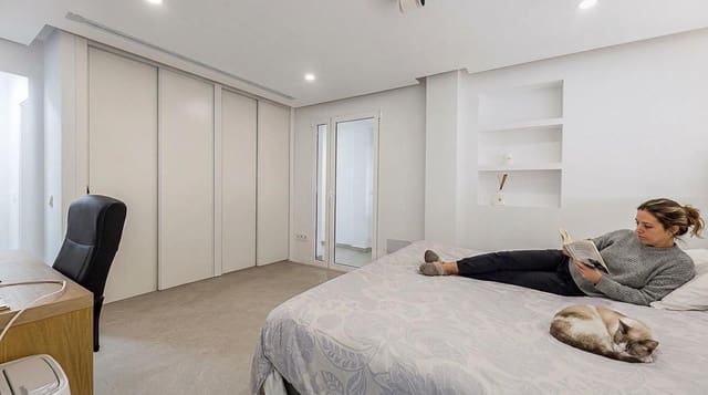Apartamento Playa de 2 habitaciones en Palma de Mallorca en venta con piscina - 675.000 € (Ref: 9691140)