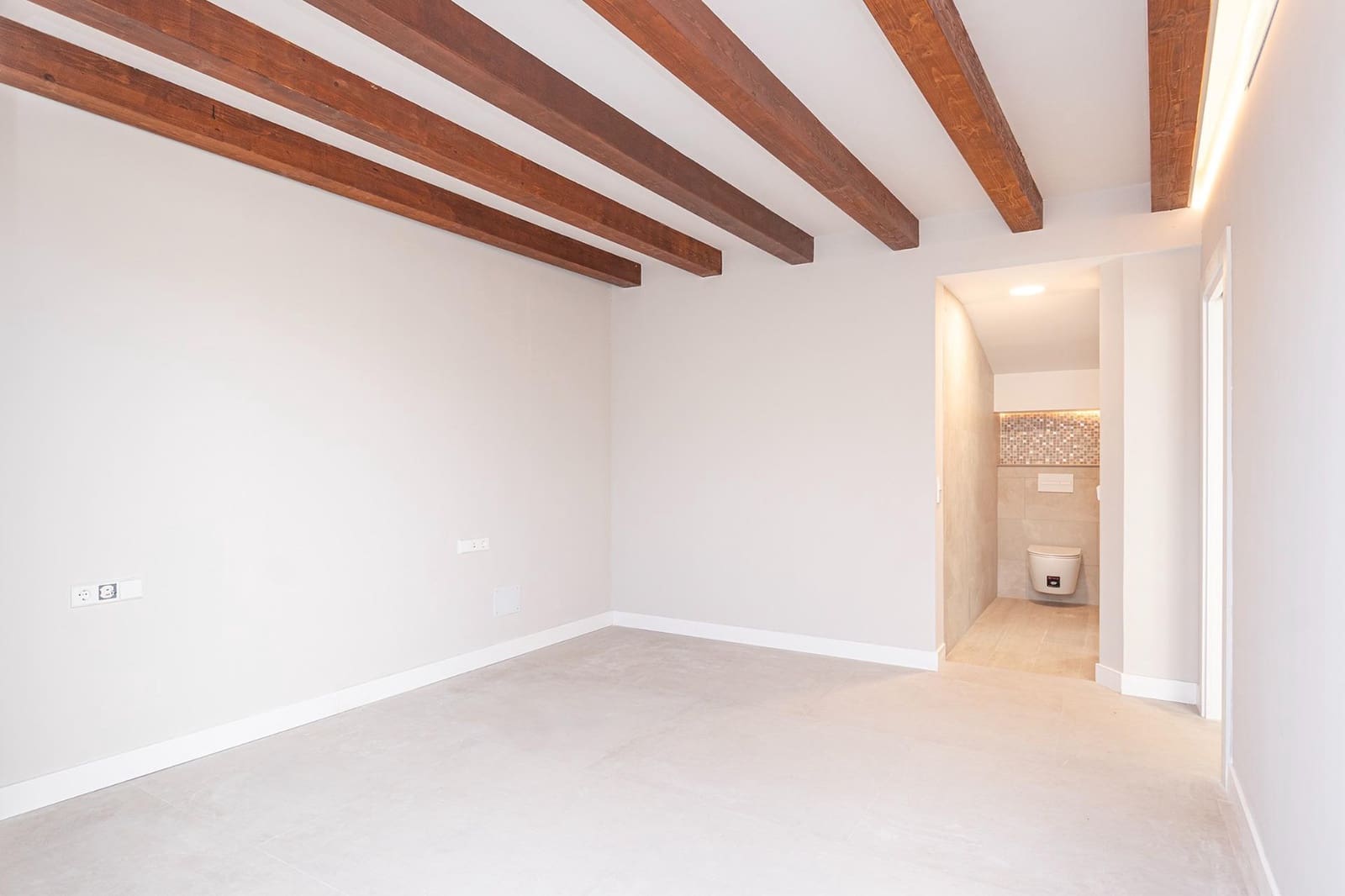 2 bedroom Apartment for sale in Selva - € 695,000 (Ref: 9741904)