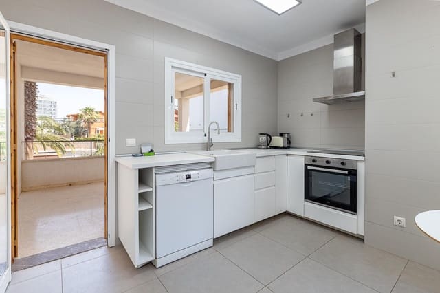 3 soverom Villa til salgs i Palma de Mallorca med svømmebasseng garasje - € 2 500 000 (Ref: 9745320)