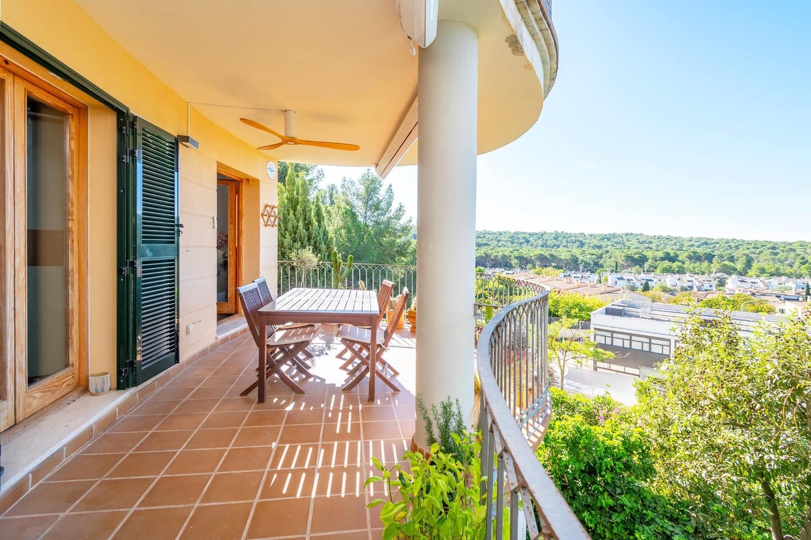 3 makuuhuone Asunto vuokrattavana paikassa Palma de Mallorca mukana uima-altaan 
autotalli - 2 500 € (Ref: 9755926)