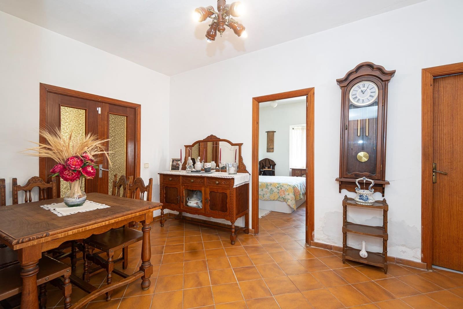 6 bedroom Finca/Country House for sale in Sencelles with garage - € 890,000 (Ref: 9755927)