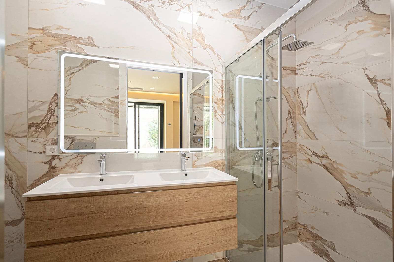 2 bedroom Apartment for sale in Palma de Mallorca - € 695,000 (Ref: 9780769)