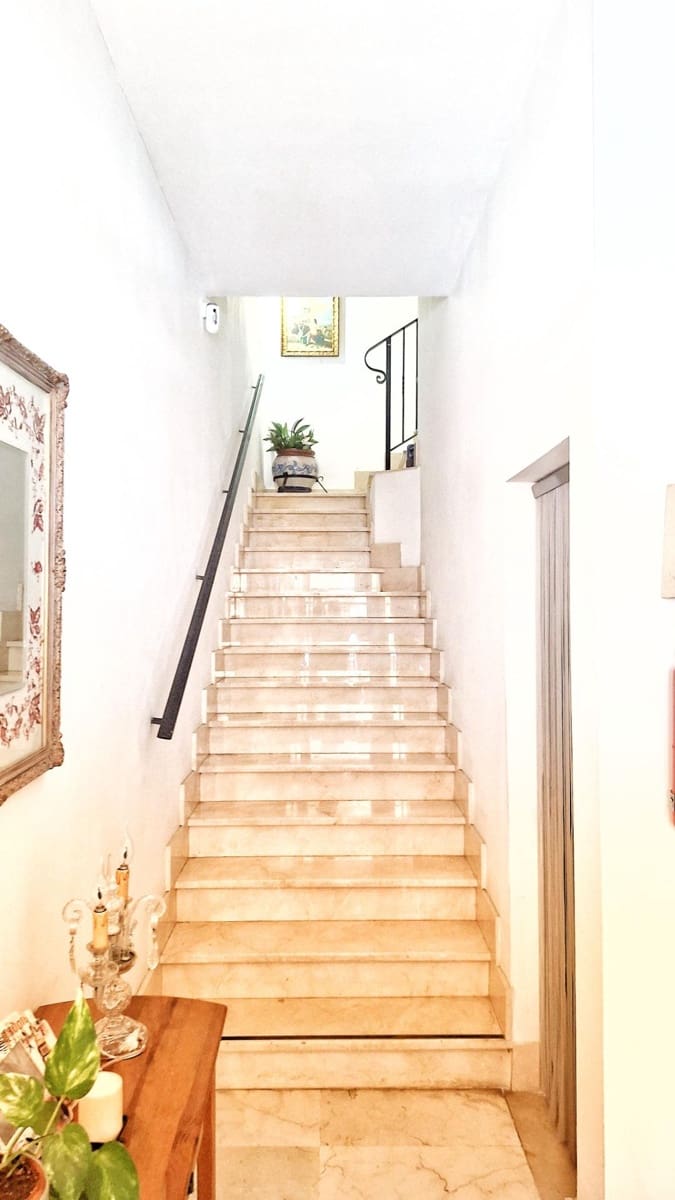 1 bedroom Flat for sale in Palma de Mallorca - € 297,000 (Ref: 9813864)