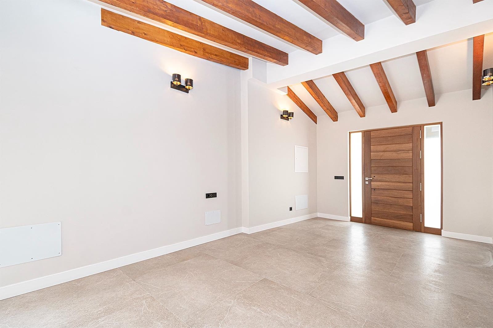 Ático de 2 habitaciones en Selva en alquiler con garaje - 2.500 € (Ref: 9826634)