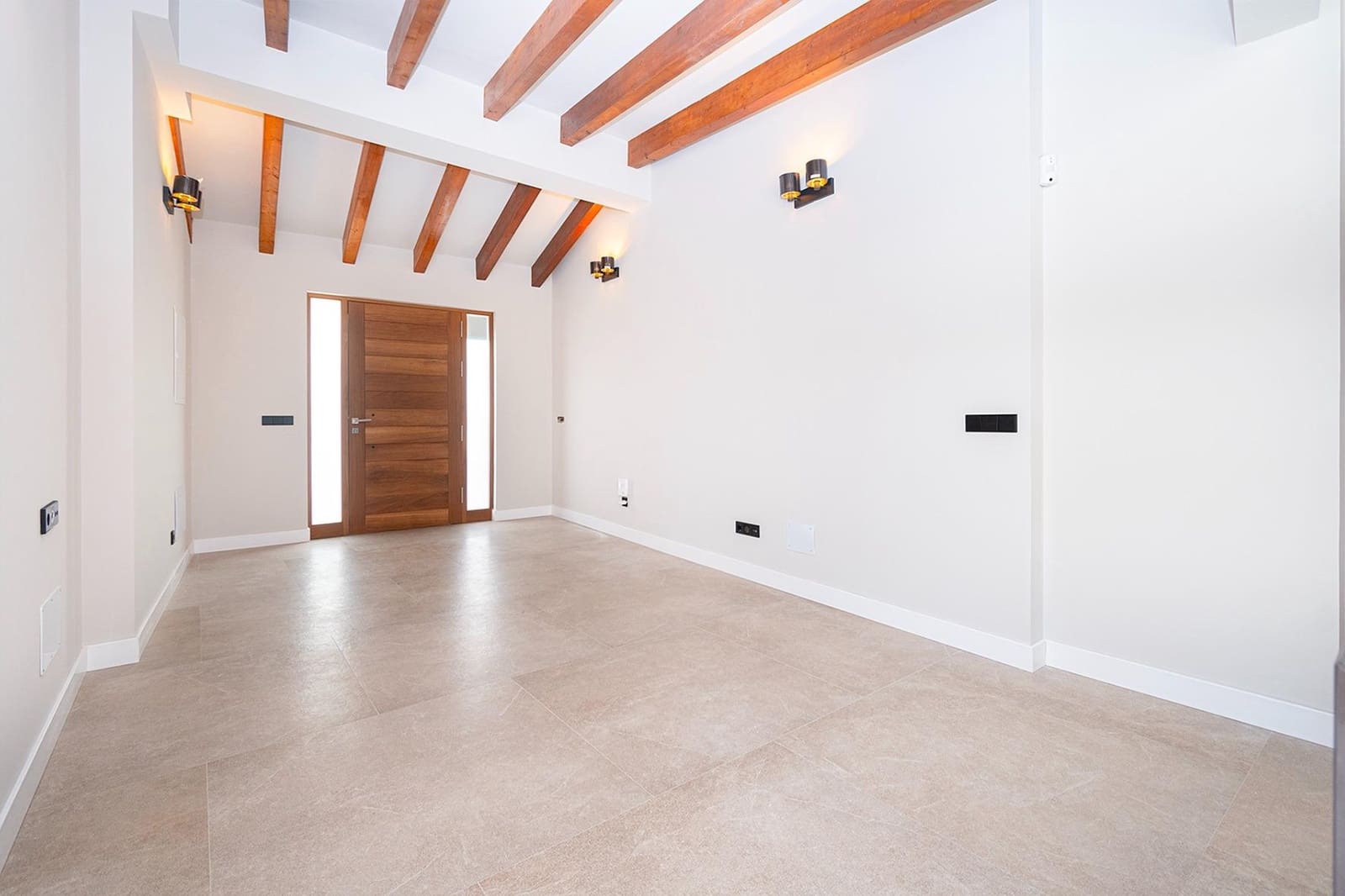 Ático de 2 habitaciones en Selva en alquiler con garaje - 2.500 € (Ref: 9826634)