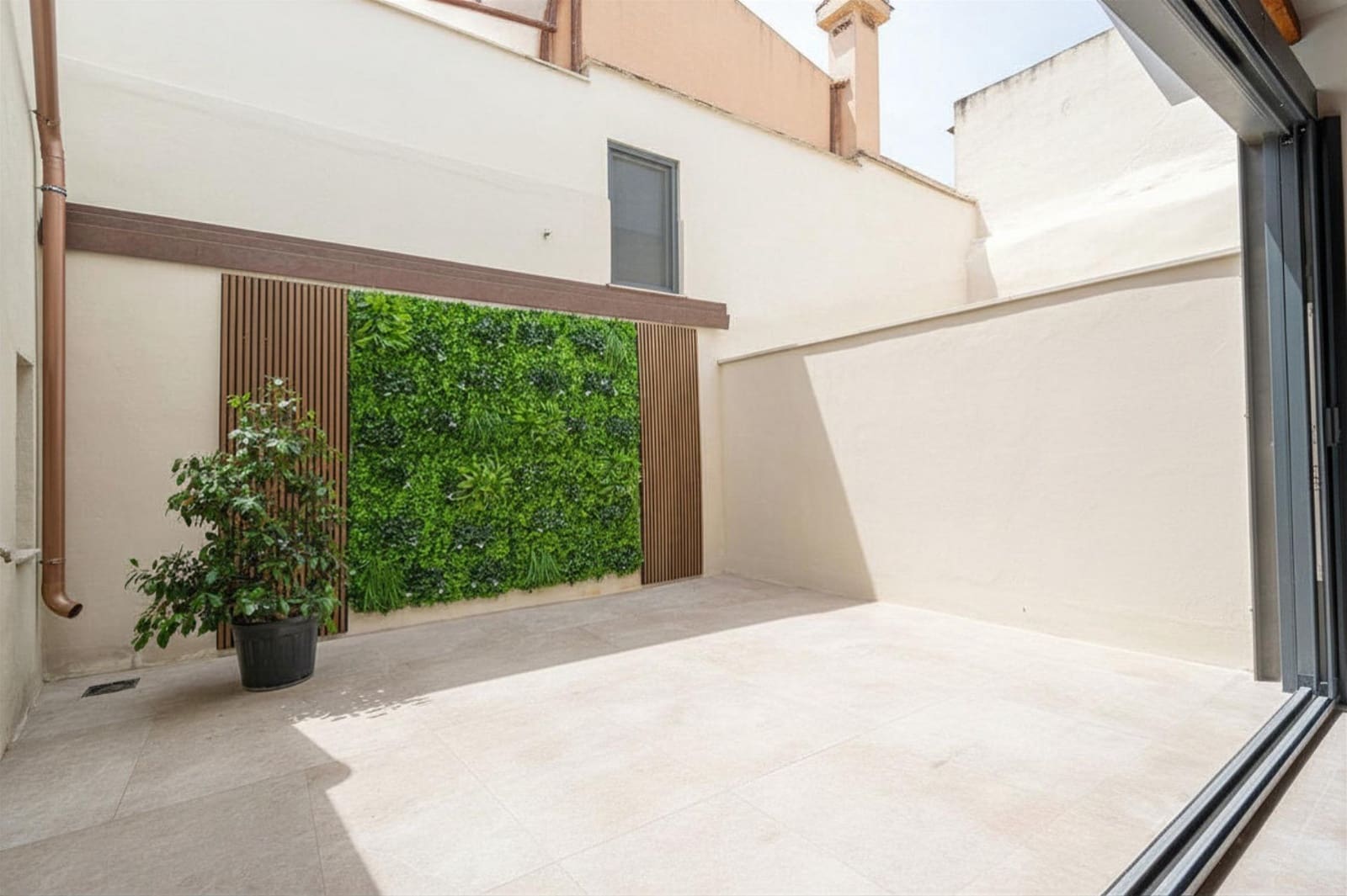 Ático de 2 habitaciones en Selva en alquiler con garaje - 2.500 € (Ref: 9826634)