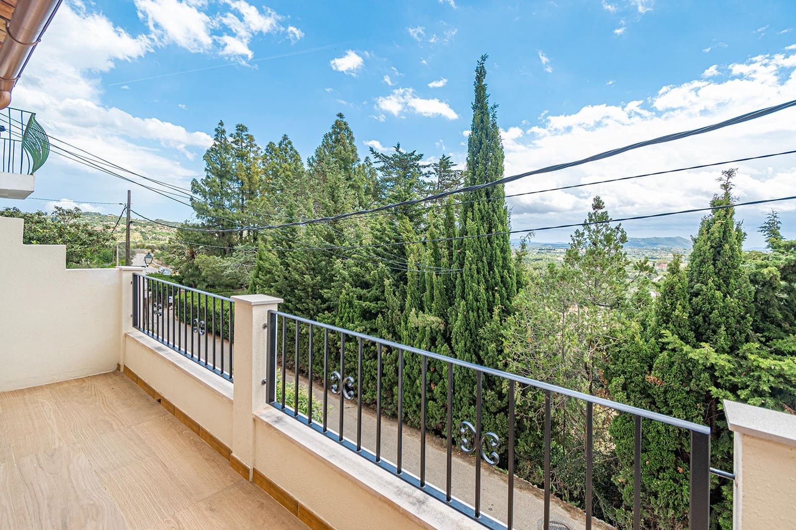 Ático de 2 habitaciones en Selva en alquiler con garaje - 2.500 € (Ref: 9826634)
