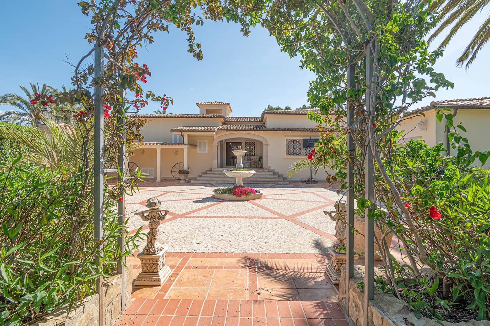 7 soverom Villa til leie i Sol de Mallorca med svømmebasseng garasje - € 16 000 (Ref: 9826635)