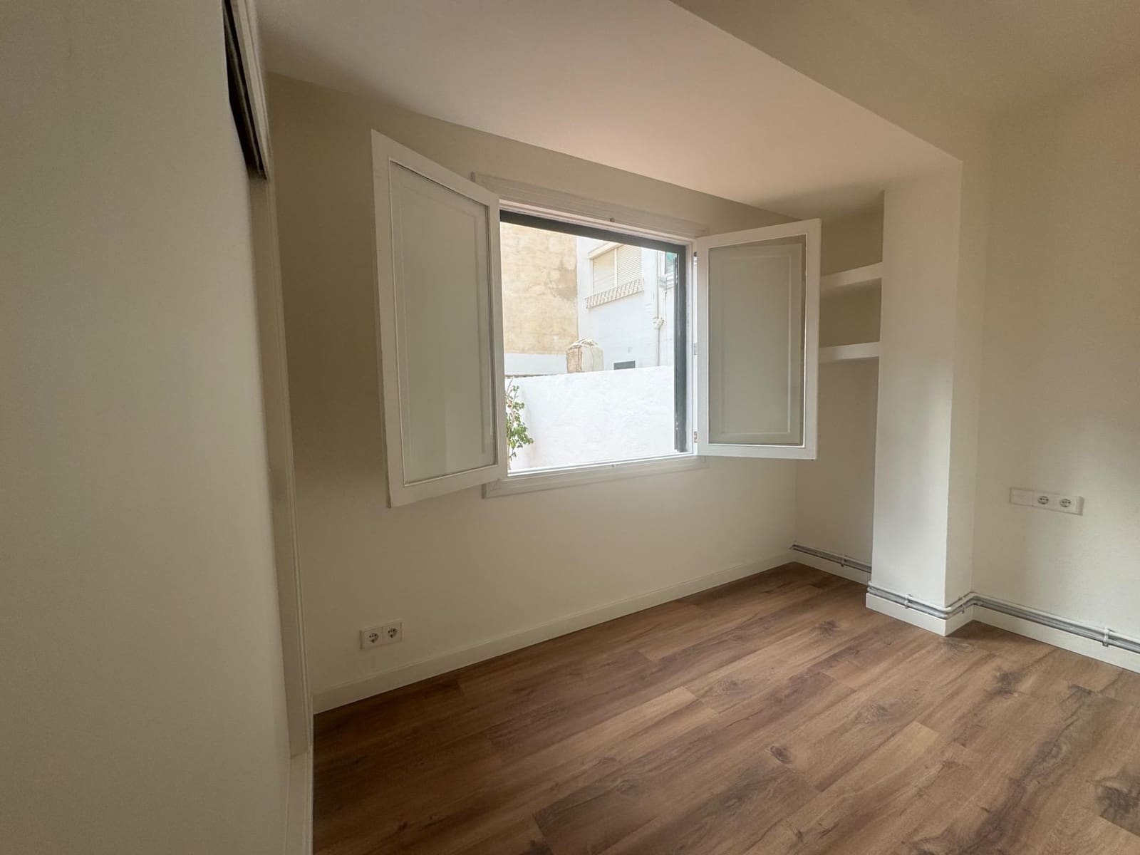 4 Zimmer Wohnung zu vermieten in Palma de Mallorca - 2.400 € (Ref: 9826636)