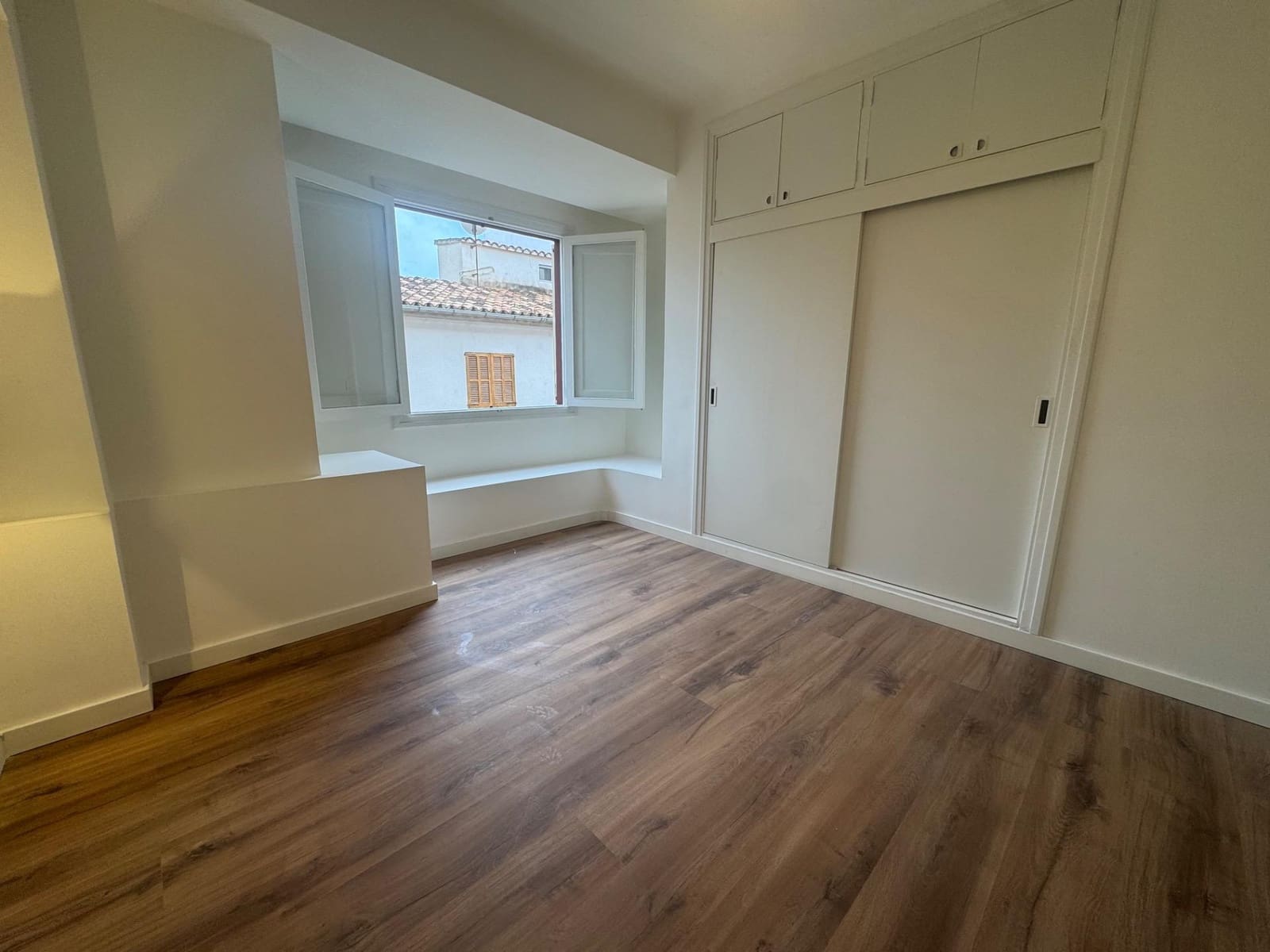 4 Zimmer Wohnung zu vermieten in Palma de Mallorca - 2.400 € (Ref: 9826636)