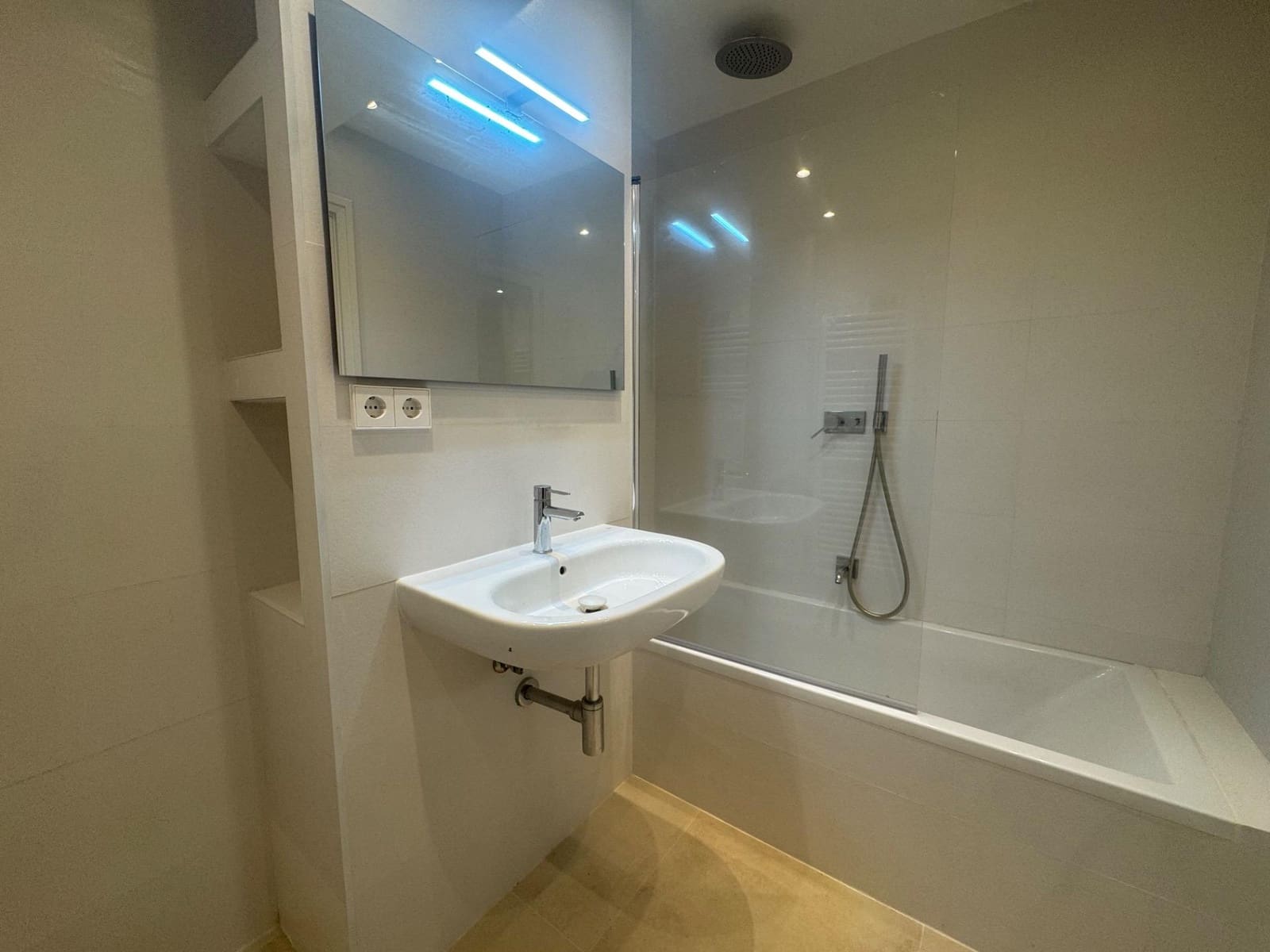 4 Zimmer Wohnung zu vermieten in Palma de Mallorca - 2.400 € (Ref: 9826636)
