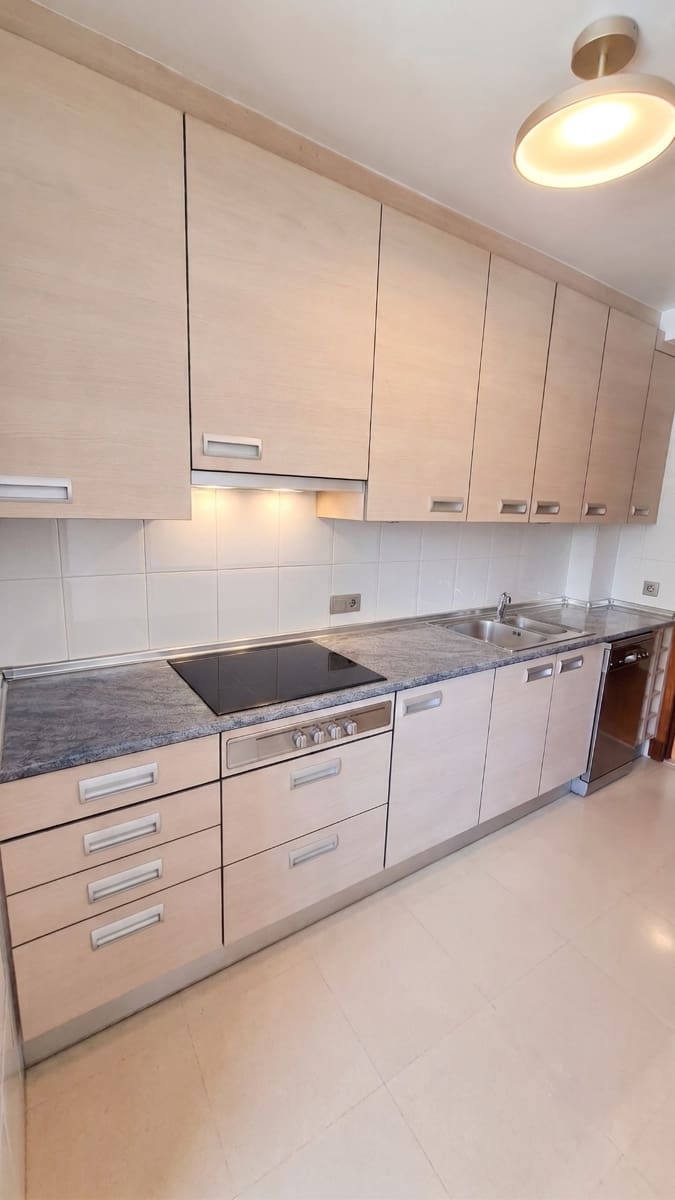 Appartement de 2 chambres à louer à Palma de Mallorca avec garage - 1 300 € (Ref: 9916055)