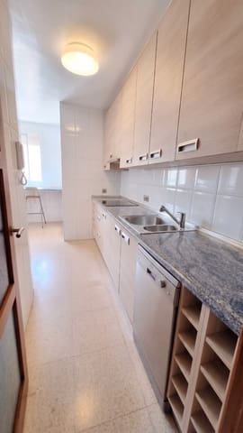 2 sovrum Lägenhet att hyra i Palma de Mallorca med garage - 1 300 € (Ref: 9916055)