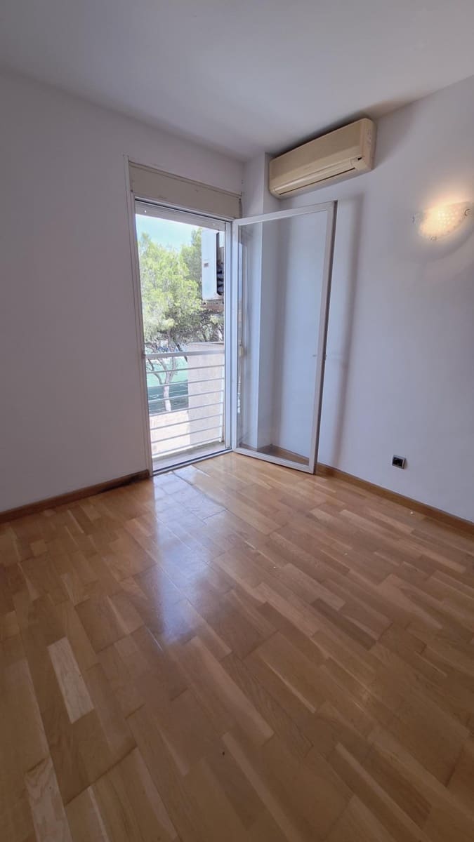 Appartement de 2 chambres à louer à Palma de Mallorca avec garage - 1 300 € (Ref: 9916055)