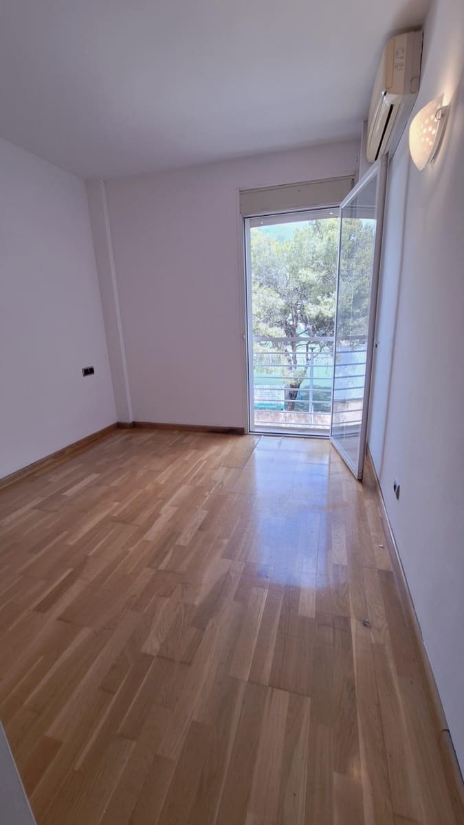 Appartement de 2 chambres à louer à Palma de Mallorca avec garage - 1 300 € (Ref: 9916055)