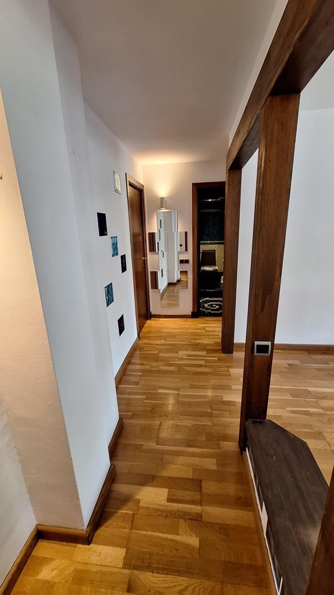 Appartement de 2 chambres à louer à Palma de Mallorca avec garage - 1 300 € (Ref: 9916055)