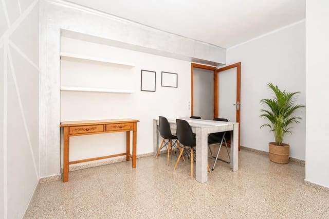 3 makuuhuone Asunto myytävänä paikassa Palma de Mallorca - 260 000 € (Ref: 9934389)