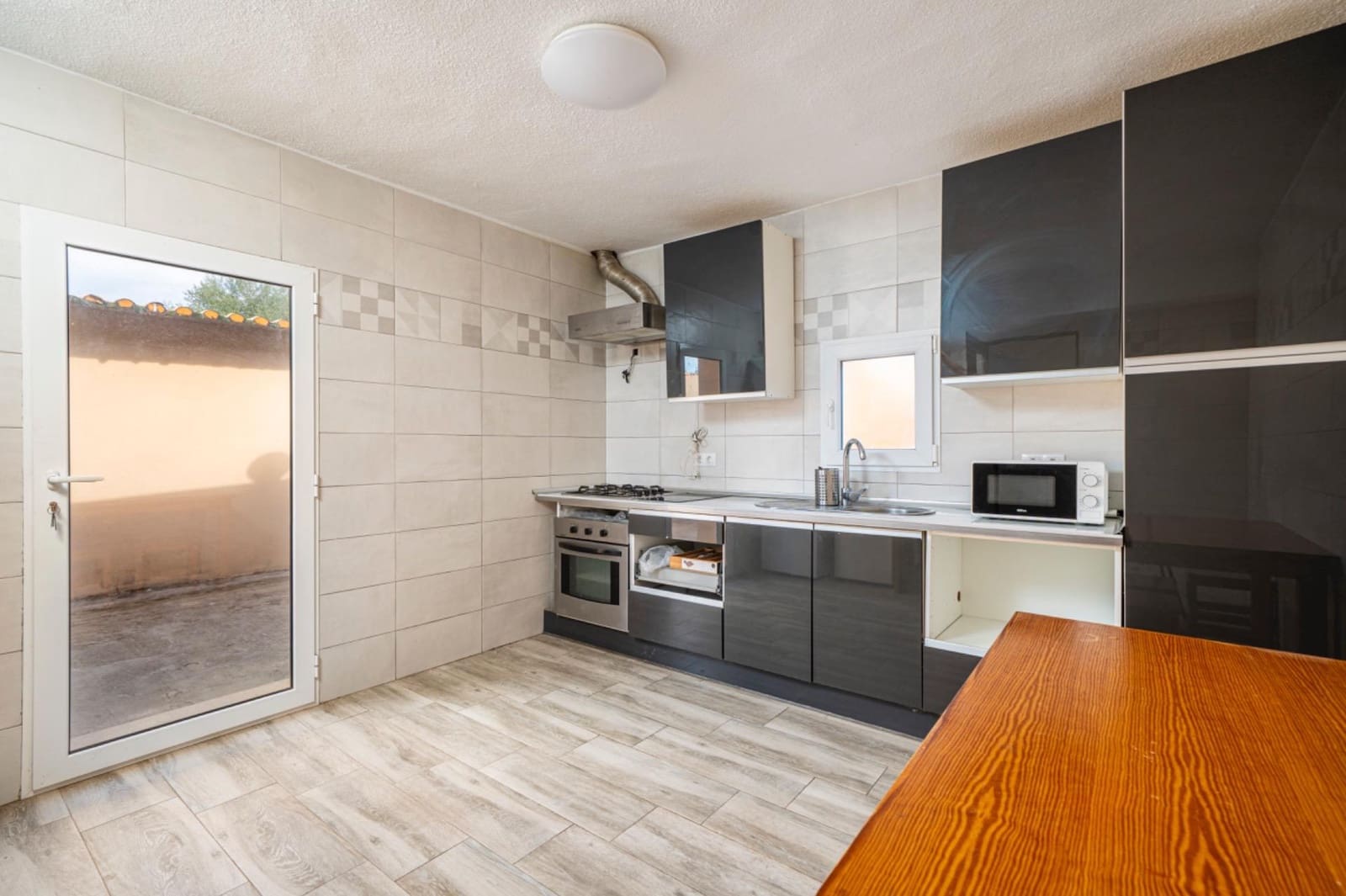 6 sypialnia Finka/Dom wiejski na sprzedaż w Llucmajor - 580 000 € (Ref: 10022586)