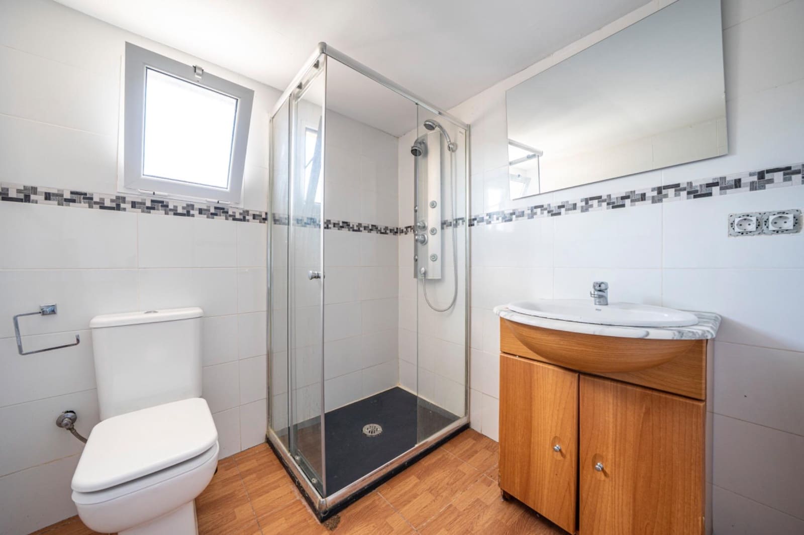 6 sypialnia Finka/Dom wiejski na sprzedaż w Llucmajor - 580 000 € (Ref: 10022586)