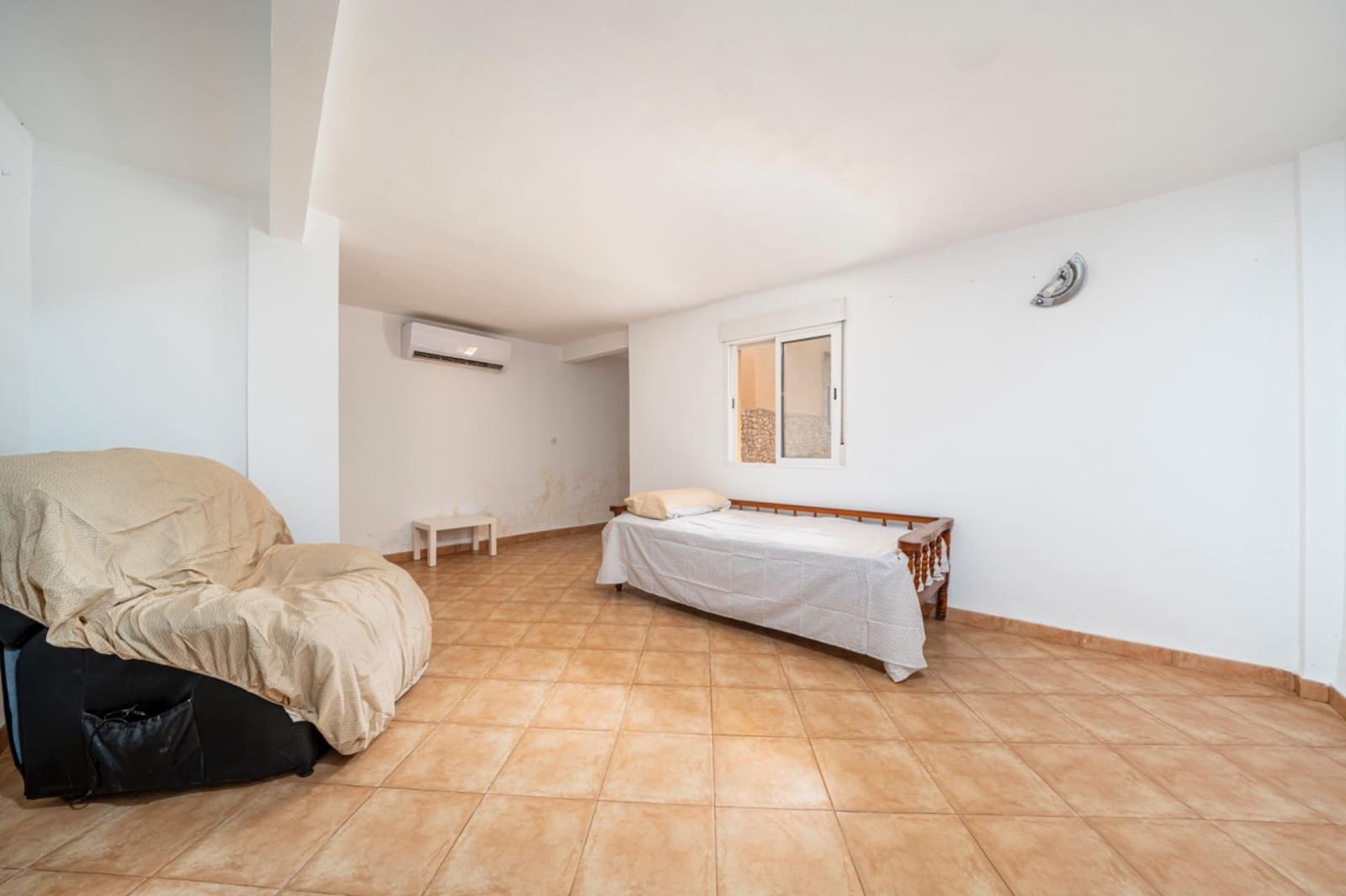 6 sypialnia Finka/Dom wiejski na sprzedaż w Llucmajor - 580 000 € (Ref: 10022586)