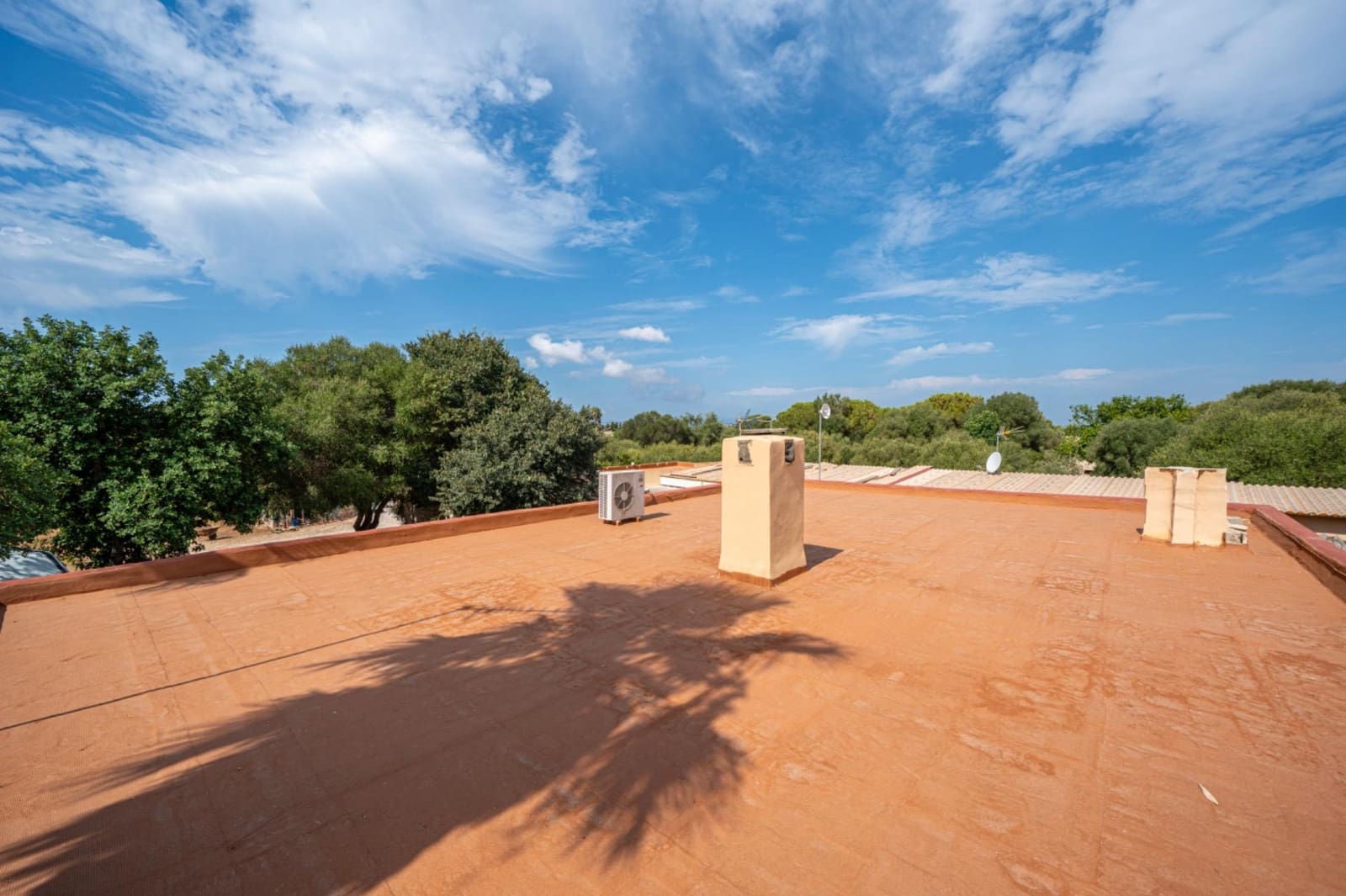 6 sypialnia Finka/Dom wiejski na sprzedaż w Llucmajor - 580 000 € (Ref: 10022586)