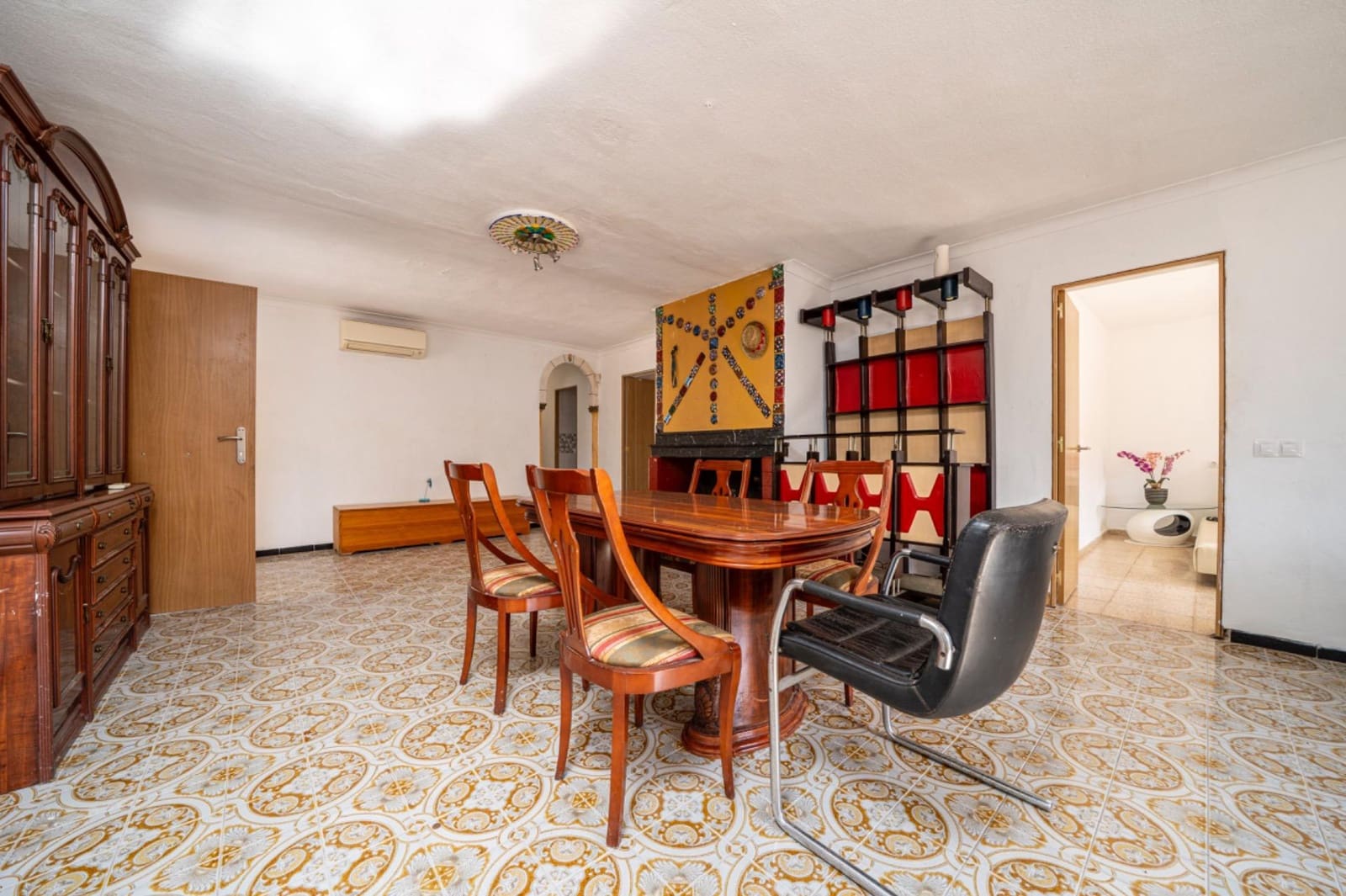 6 sypialnia Finka/Dom wiejski na sprzedaż w Llucmajor - 580 000 € (Ref: 10022586)