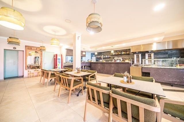 Entreprise à louer à Magalluf, Calvià - 1 850 € (Ref: 10025858)