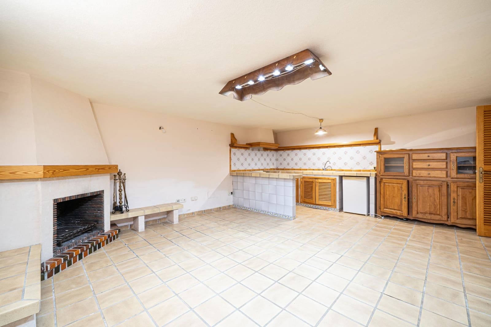 6 soverom Villa til salgs i Son Veri Nou med svømmebasseng garasje - € 1 450 000 (Ref: 10025859)