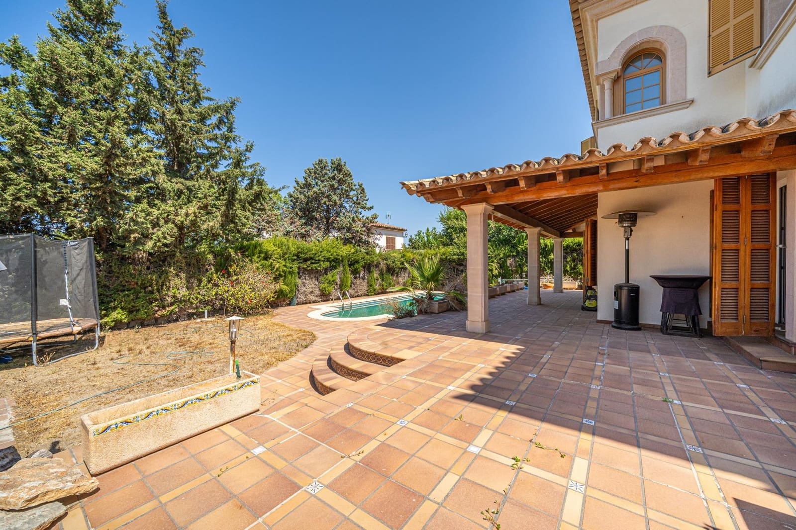 6 soverom Villa til salgs i Son Veri Nou med svømmebasseng garasje - € 1 450 000 (Ref: 10025859)