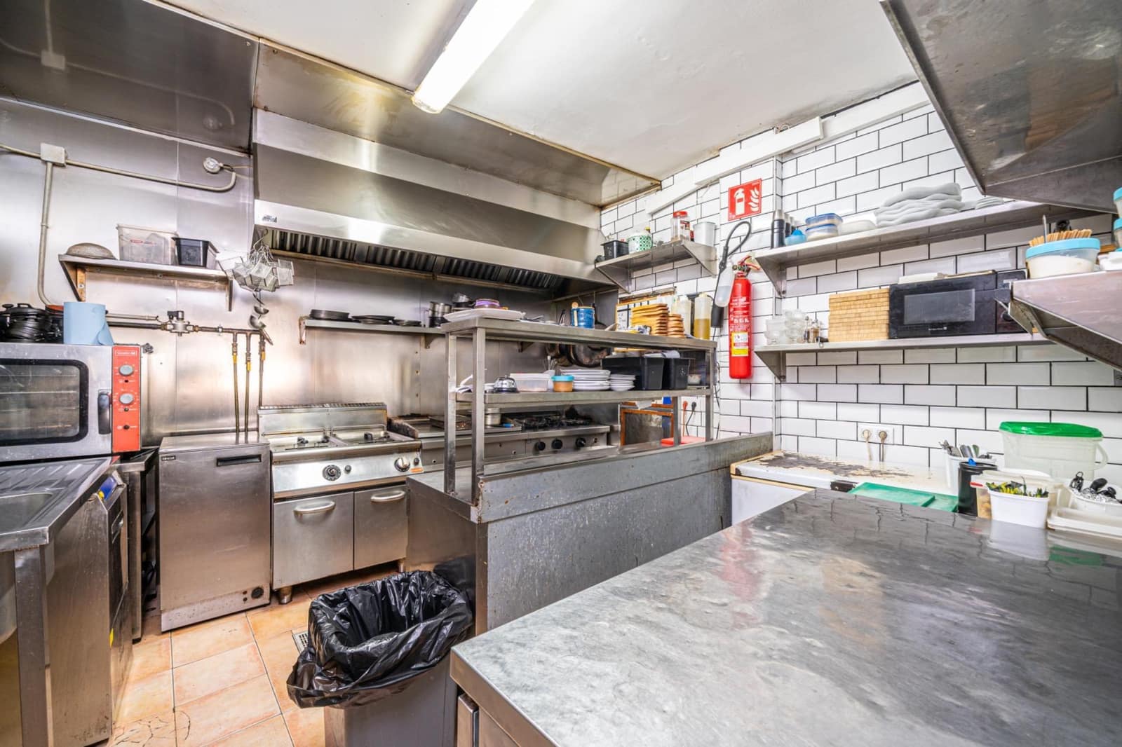 Yritys vuokrattavana paikassa Calvia - 2 346 € (Ref: 10049516)
