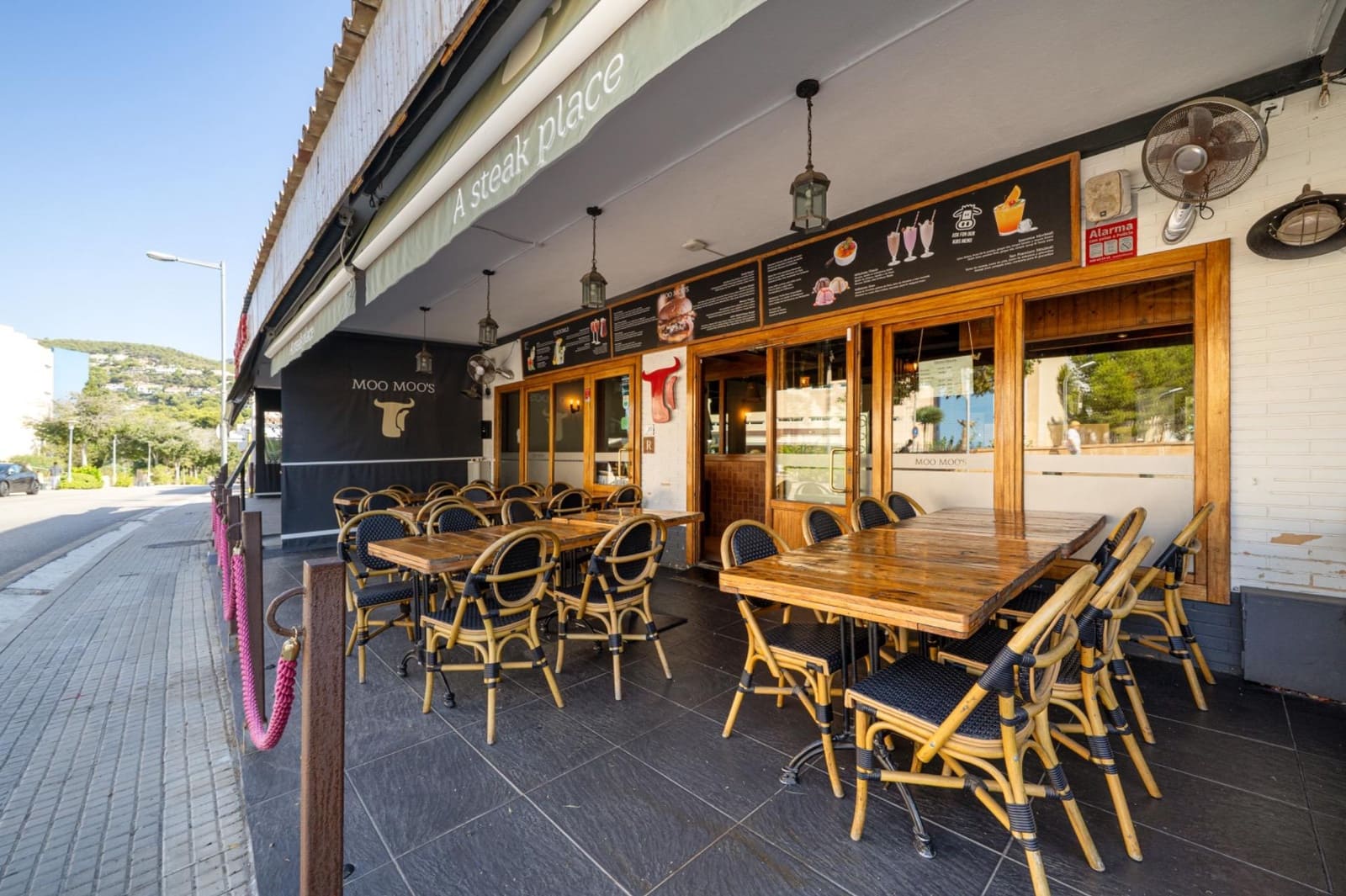 Yritys vuokrattavana paikassa Calvia - 2 346 € (Ref: 10049516)