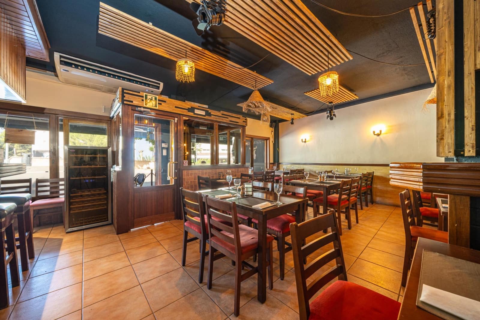 Yritys vuokrattavana paikassa Calvia - 2 346 € (Ref: 10049516)