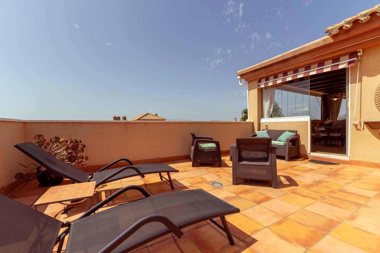 2 soveværelse Penthouse til salg i Caleta de Velez med swimmingpool garage - € 470.000 (Ref: 10059307)