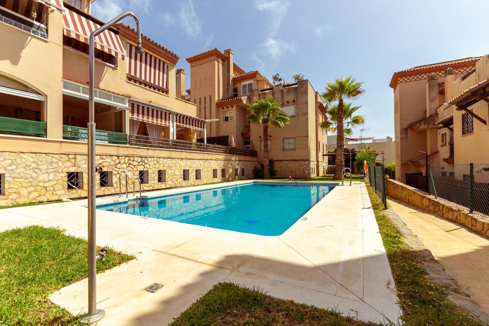 2 soveværelse Penthouse til salg i Caleta de Velez med swimmingpool garage - € 470.000 (Ref: 10059307)