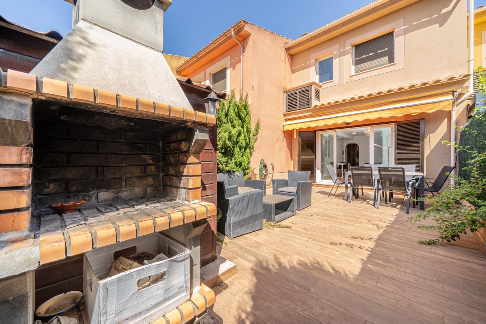 Adosado de 3 habitaciones en Sa Torre (Llucmajor) en alquiler con piscina garaje - 2.200 € (Ref: 10076579)