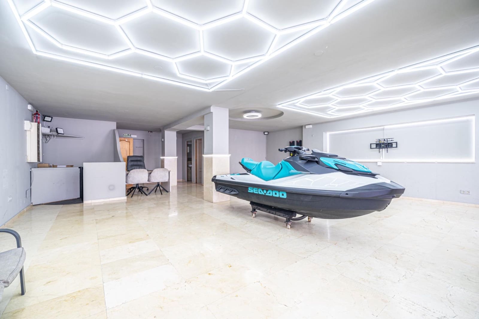 Local Commercial à louer à Santa Ponsa - 1 600 € (Ref: 10129359)