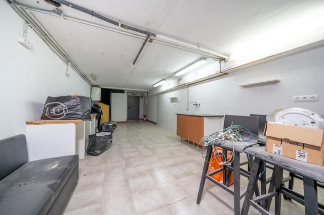 Local Commercial à louer à Santa Ponsa, Calvià - 1 600 € (Ref: 10129359)