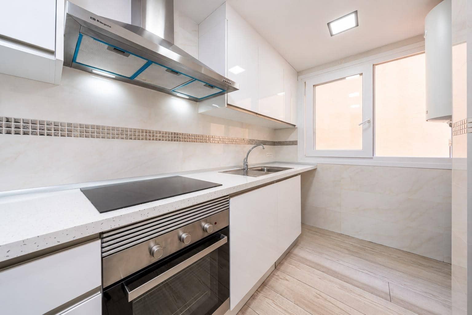 3 soveværelse Lejlighed til salg i Palma de Mallorca med garage - € 395.000 (Ref: 10139858)